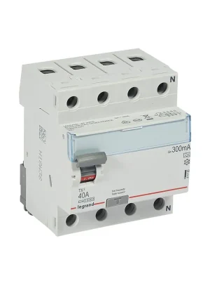 Víkendová Akce TX3 CHRÁN. 4P 40A 300MA A *411785 Legrand