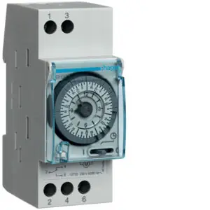 HAGER Hodiny spínací EH271 Analogové týdenní se zálohou 16A 230V IP20 Nakupujte Hned
